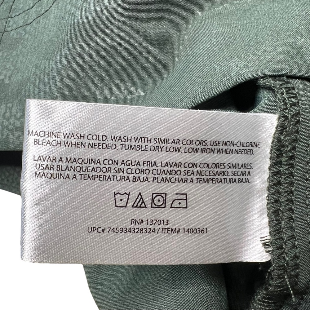 Orvis Size XL Green Camo Embossed Print Active Performance Skort Womens - Picture 8 of 15